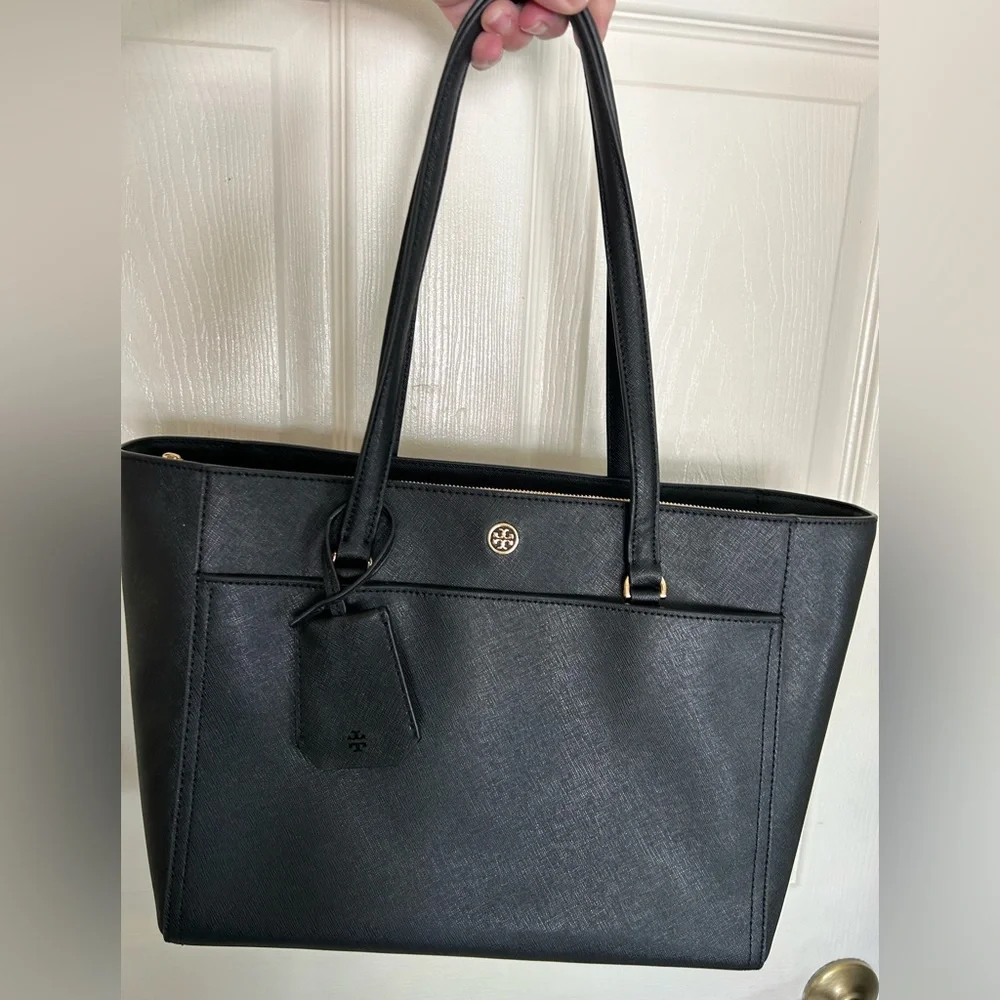 Tory Burch Small Robinson Tote - Picture 1 of 12